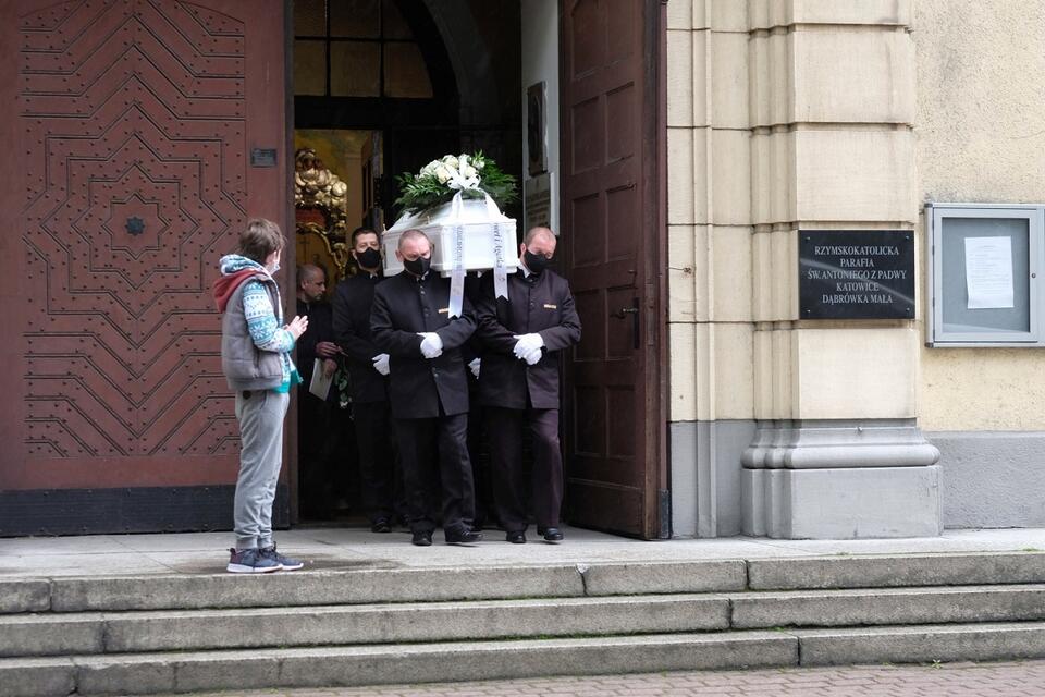 Pogrzeb 11-letniego Sebastiana. Katowice, 29.05.2021 / autor: PAP/Andrzej Grygiel