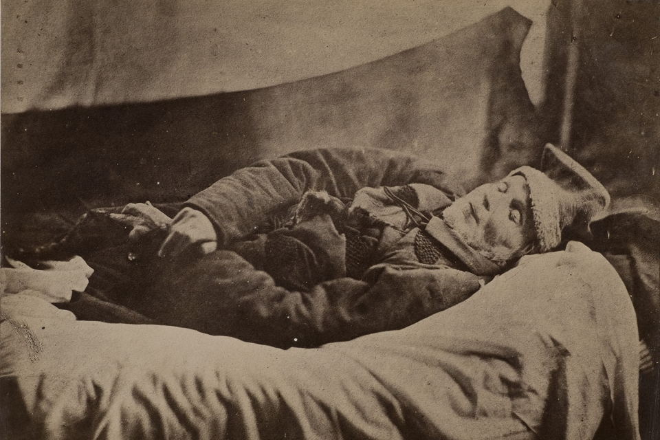 Portret Adama Mickiewicza na łożu śmierci, wykonany w listopadzie 1855 roku w Konstantynopolu / autor: Ze zbiorów Muzeum Narodowego w Krakowie i Biblioteki Polskiej w Paryżu/http://pauart.pl/domena publiczna