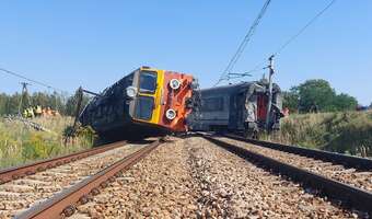 Fatalna seria: znów na przejeździe pociąg uderza w ciężarówkę