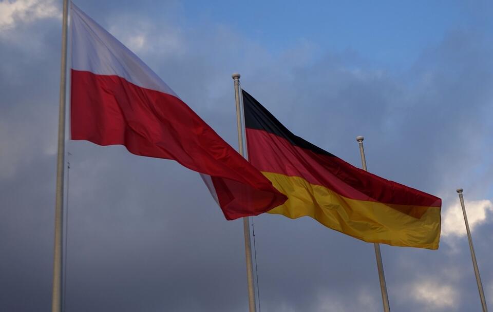 Flagi Niemiec i Polski / autor: Fratria