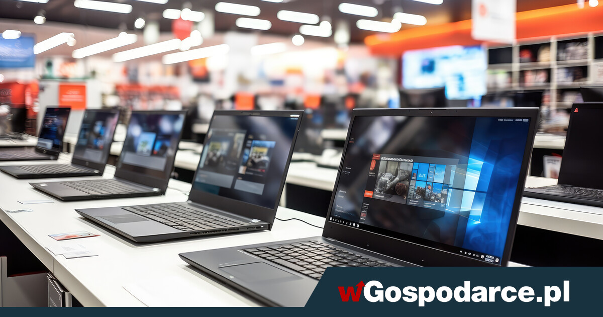 Kupuj taniej sprzęt komputerowy. Sprawdź outlet Komputronik!