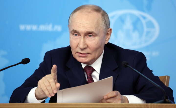 Prezydent Rosji Władimir Putin na posiedzeniu rady ds. międzynarodowych Rosji, 14 czerwca / autor: PAP/ EPA/VALERIY SHARIFULIN/SPUTNIK/KREMLIN POOL