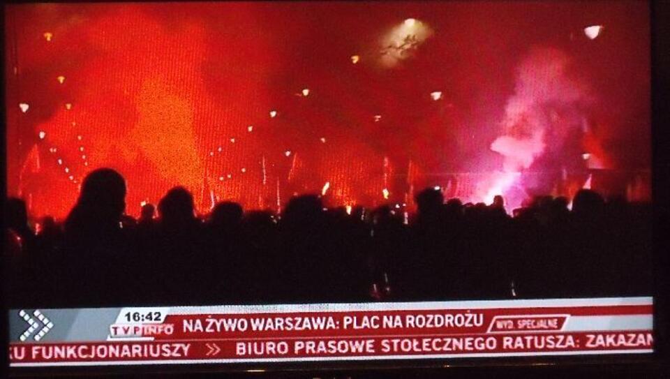 Transmisja marszu w TVP Info. Fot. wPolityce.pl