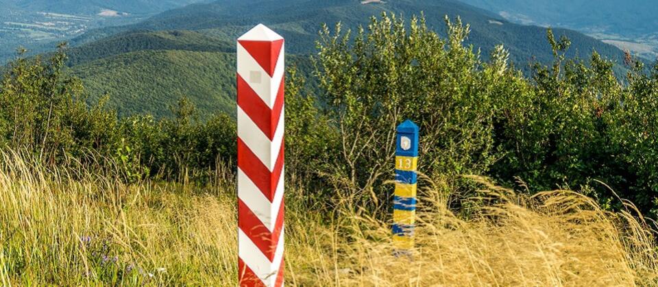 Polsko-ukraińskie przejście graniczne / autor: Fratria