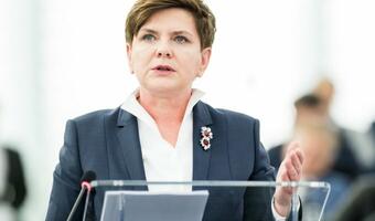 Szydło krytykuje apel w PE o wstrzymanie wypłat dla Polski