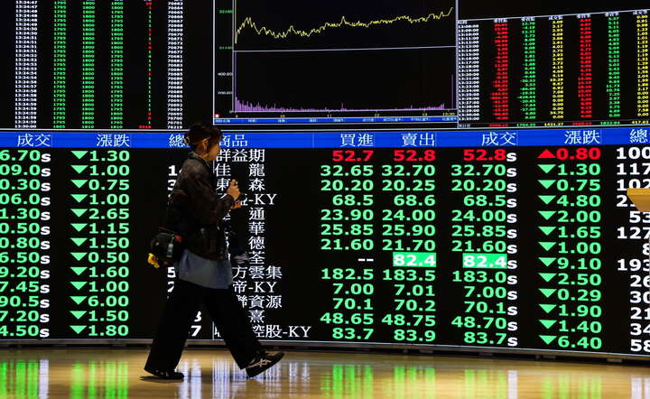 „Czarny poniedziałek”. Ropa drożeje najszybciej od lat!