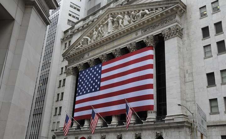 Czy na rynkach akcji nastąpi „niedźwiedzie” odreagowanie? Nz. siedziba nowojorskiej giełdy NYSE przy Wall Street / autor: Pixabay