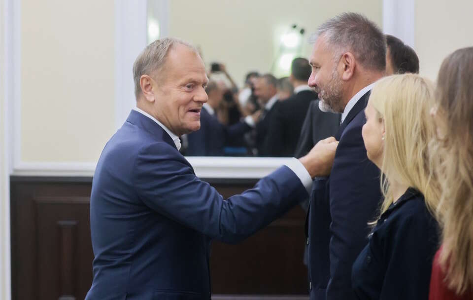 Donald Tusk, Waldemar Żurek / autor: PAP/Leszek Szymański