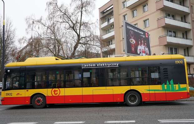Autobus elektryczny / autor: Fratria