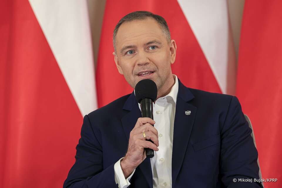 Prezydent Karol Nawrocki powiedział, że należy podjąć dyskusję nad zmianą konstytucji, która wyeliminuje jej wady. / autor: KPRP/Mikołaj Bujak