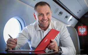 Prezydent RP Karol Nawrocki podczas lotu do Dallas / autor: Mikołaj Bujak/KPRP