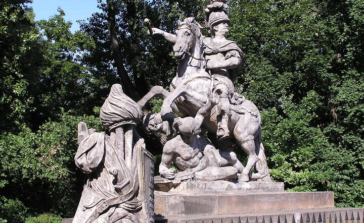 Pomnik króla Jana III Sobieskiego, upamiętniający Wiktorię Wiedeńską nad Turkami i islamem, fot. freeimages.com