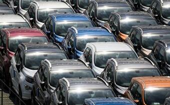Silny wzrost sprzedaży nowych aut