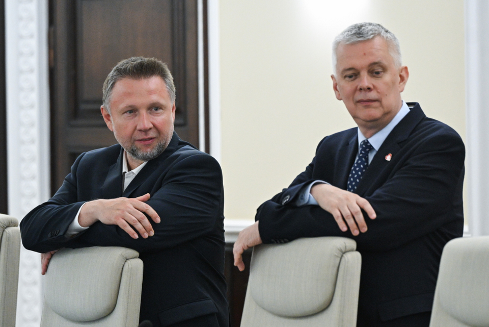 Marcin Kierwiński i Tomasz Siemoniak / autor:  PAP/Radek Pietruszka