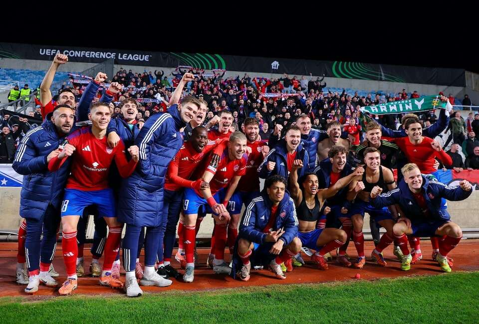 Piłkarze Rakowa Częstochowa po wyjazdowym zwycięstwie nad Omonią Nikozja 1:0 awansowali do 1/8 finału Ligi Konferencji. / autor: PAP/EPA