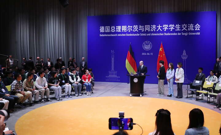 Wizyta kanclerza Niemiec w Chinach / autor: PAP/EPA/XINHUA / FANG ZHE