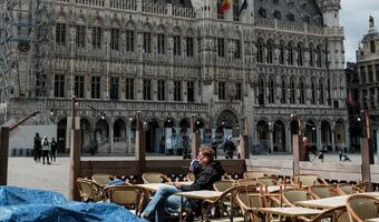 Belgia zdławiła pandemię. Otwiera bary i restauracje