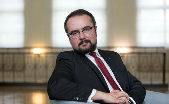 Jabłoński: decyzja KE przybliża nas do środków z KPO