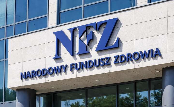 Tegoroczny budżet NFZ znów nie zepnie się z samych składek zdrowotnych. / autor: AI