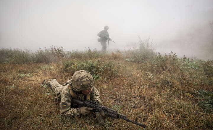 Ćwiczenia oddziałów ukraińskiej 24 Brygady Zmechanizowanej działającej w obwodzie donieckim / autor: PAP/EPA/24TH MECHANIZED BRIGADE OF UKRAINIAN ARMED FORCES