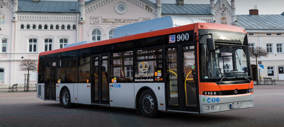 autobus / autor: autosan.pl