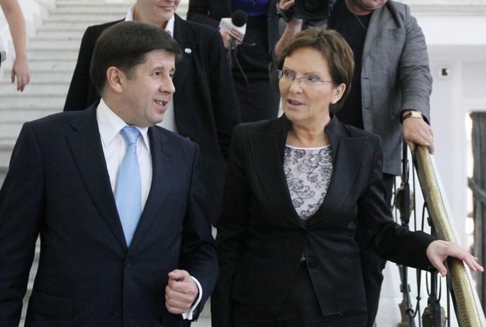 Marszałek Ewa Kopacz z szefem BOR gen. Marianem Janickim po pierwszym posiedzeniu Sejmu VII kadencji. Fot. PAP / Paweł Supernak
