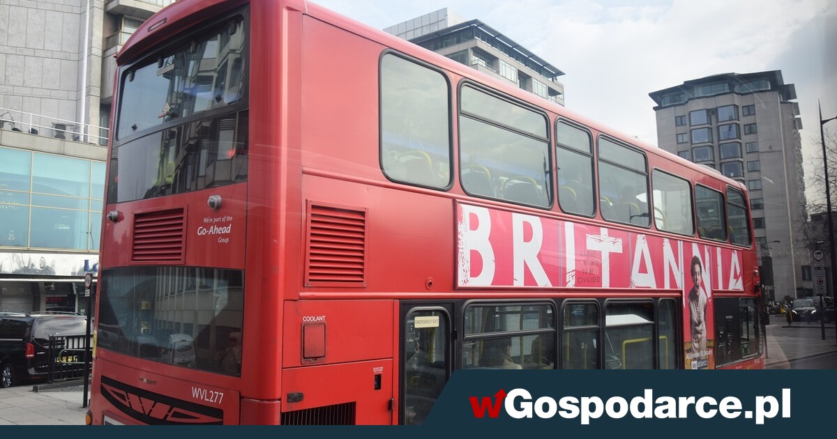 Polacy opuszczają Wielką Brytanię. Przybywa Hindusów