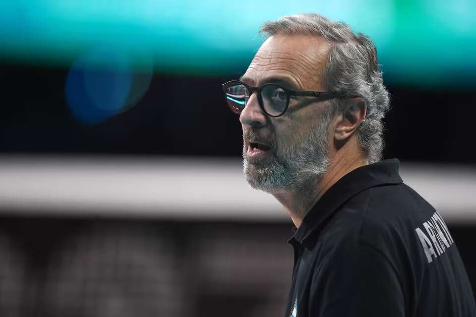 Daniel Castellani  / autor: X/@Voley_FeVA
