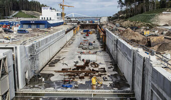 Trwają testy drugiego mostu na budowie kanału przez Mierzeję