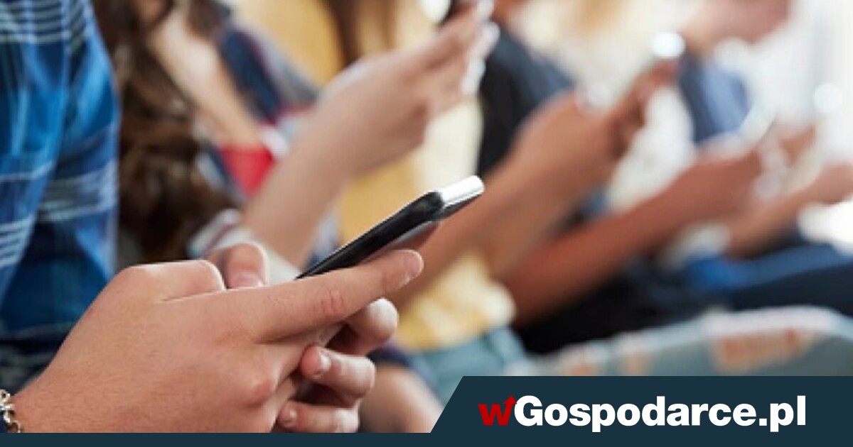 Dzieci „odspawane” od telefonów w podstawówkach i… przedszkolach