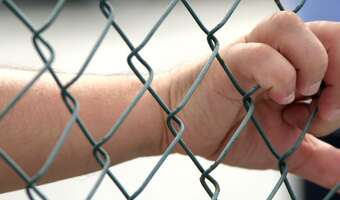 Ma 9 lat i 18 tysięcy złotych długu. Chłopca ściga komornik