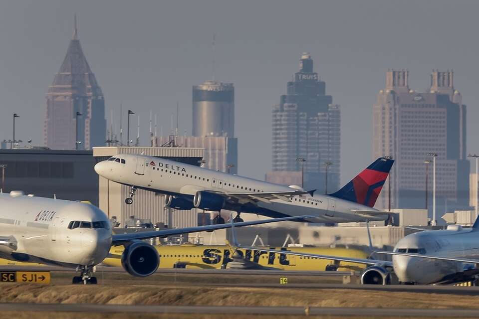 Shutdown w USA. choćby 4 tys. lotów mniej każdego dnia