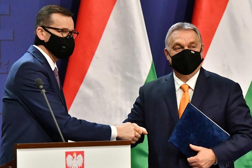Premier RP Mateusz Morawiecki i premier Węgier Viktor Orban / autor: PAP/Andrzej Lange