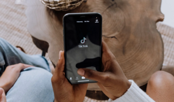 TikTok zmienia regulamin. Już nie będzie dwóch płci