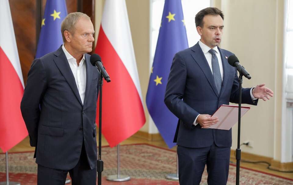 Donald Tusk i Andrzej Domański / autor: PAP/Tomasz Gzell