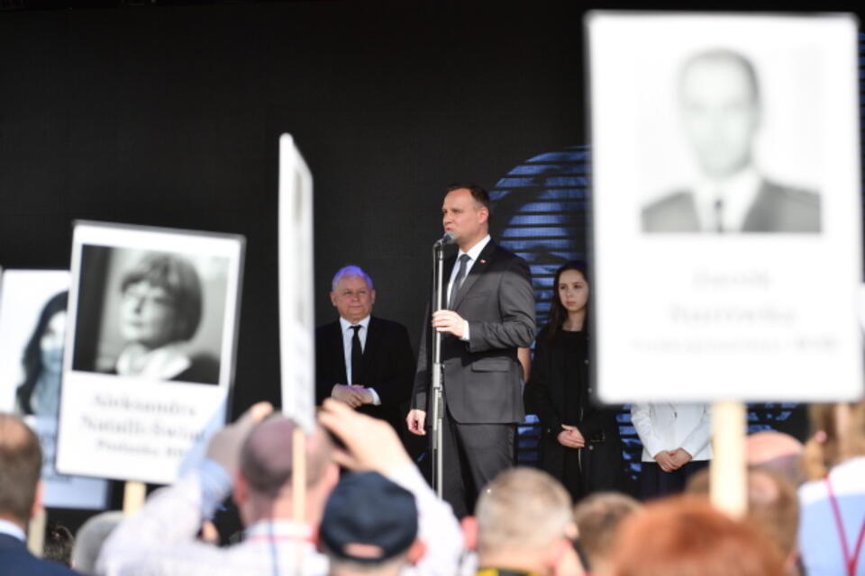 Odsłonięcie pomnika Ofiar Katastrofy Smoleńskiej / autor: PAP/Turczyk