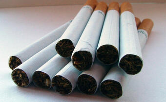 Służba Celna zajęła na granicach ok. 300 mln sztuk nielegalnych papierosów