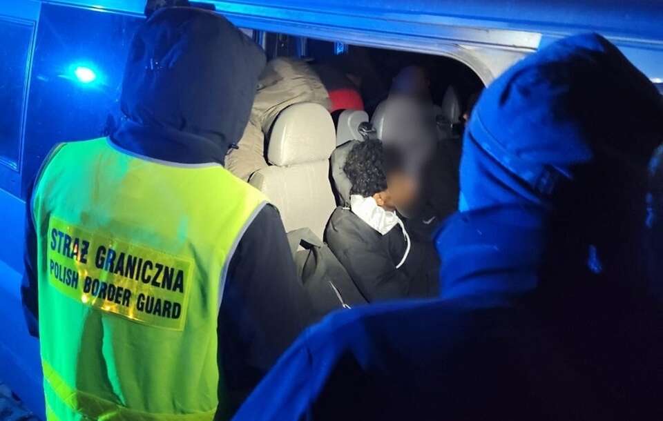 Rośnie liczba prób przerzutu migrantów przez litewsko-polską granicę / autor: @podlaski_sg