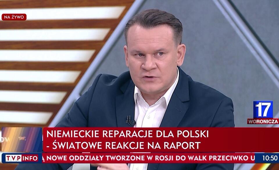 Europoseł PiS Dominik Tarczyński / autor: screen TVP Info