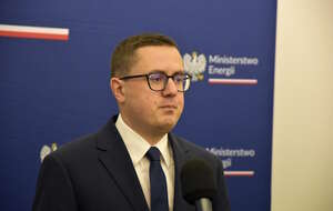 NASZ NEWS. Przełom ws. protestu w kopalni "Silesia". Minister Motyka przyspieszy spotkanie z górnikami - odbędzie się w UW w Katowicach. Na zdjęciu Miłosz Motyka / autor: Fratria