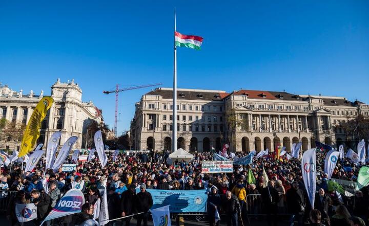 Protesty w Budapeszcie / autor: PAP/EPA/Marton Monus