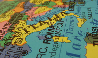 Oszukani turyści i niespodziewana pomoc