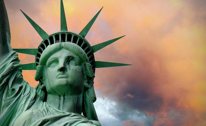 Na skutek kłopotów finansowych rządu zamknięte są niektóre atrakcje turystyczne, jak Statua Wolności w Nowym Jorku / autor: fot. Pixabay