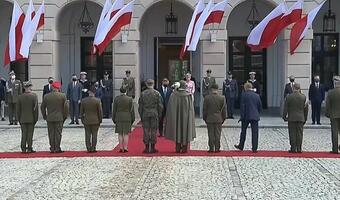 Prezydent wręczył awanse generalskie oficerom WP