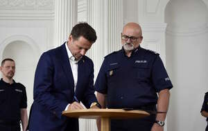 Rafał Trzaskowski, Dariusz Walichnowski / autor: Fratria