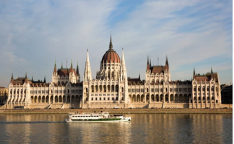 Węgrzy obniżają podatki od małych firm