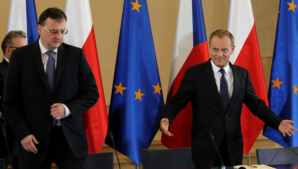 Premier Donald Tusk i premier Czech Petr Neczas podczas posiedzenia plenarnego w ramach polsko-czeskich konsultacji międzyrządowych 13 bm., w Warszawie. PAP/Radek Pietruszka