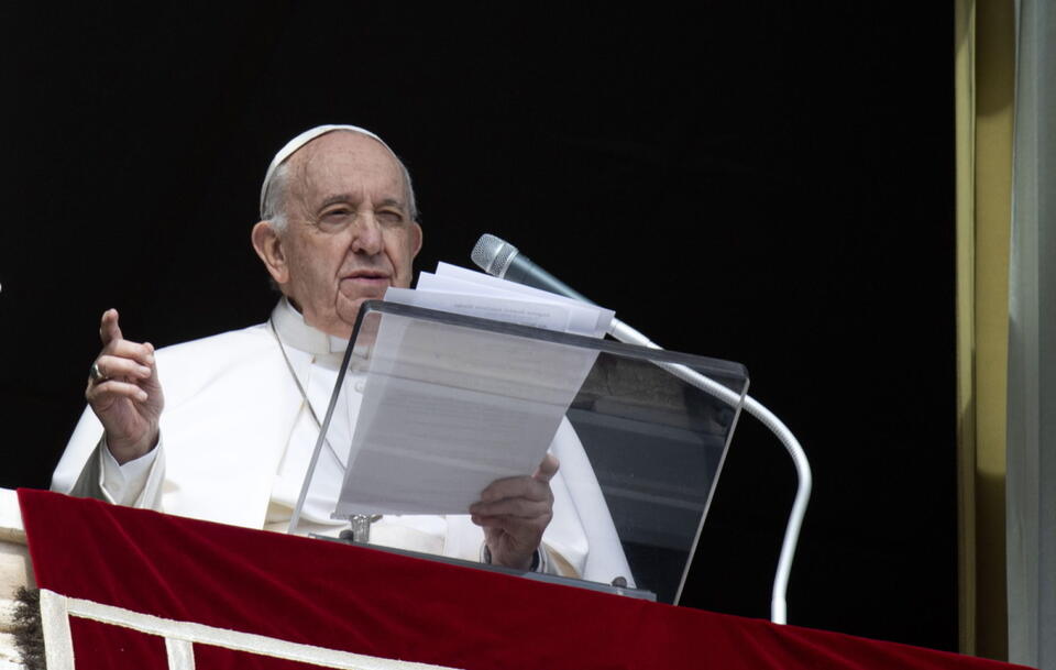Papież apeluje o pokój na Ukrainie: Niepokojące wiadomości