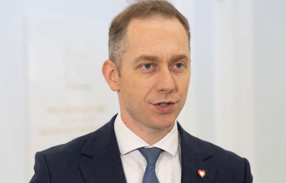 Cezary Tomczyk zareagował na sprawę azylu dla Zbigniewa Ziobry / autor: Fratria