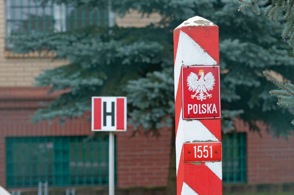 Polish borders are cracking